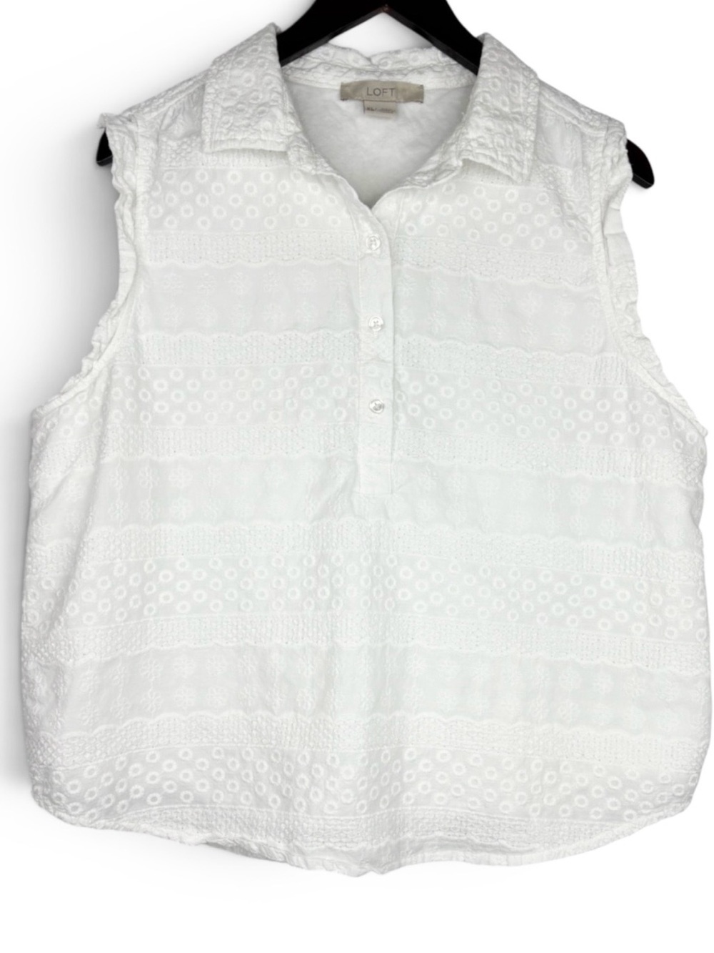 Loft White Patterned Sleeveless 1/2 Button Down Collared V-Neck Lined Blouse XL